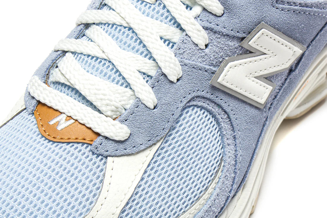 New balance - 2002 R