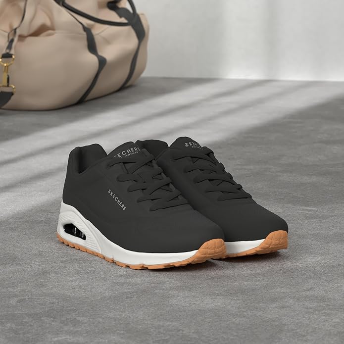 SKECHERS -STAND ON AIR