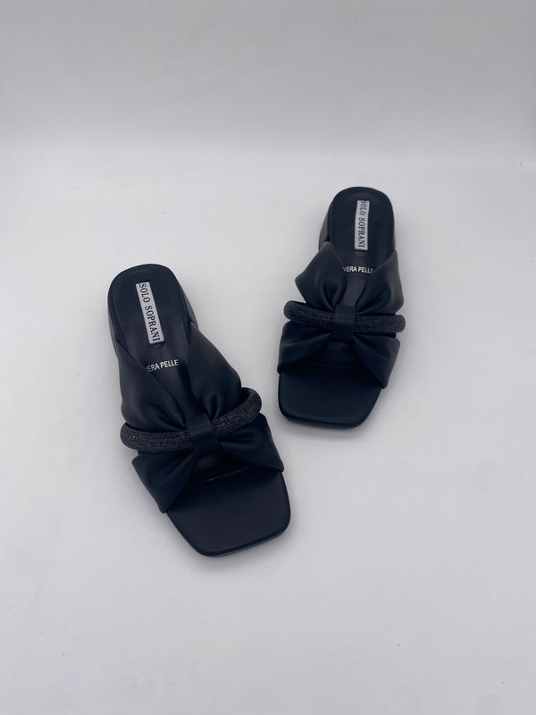 SOLO SOPRANI - Sandalo Basso Nero in Pelle - Donna