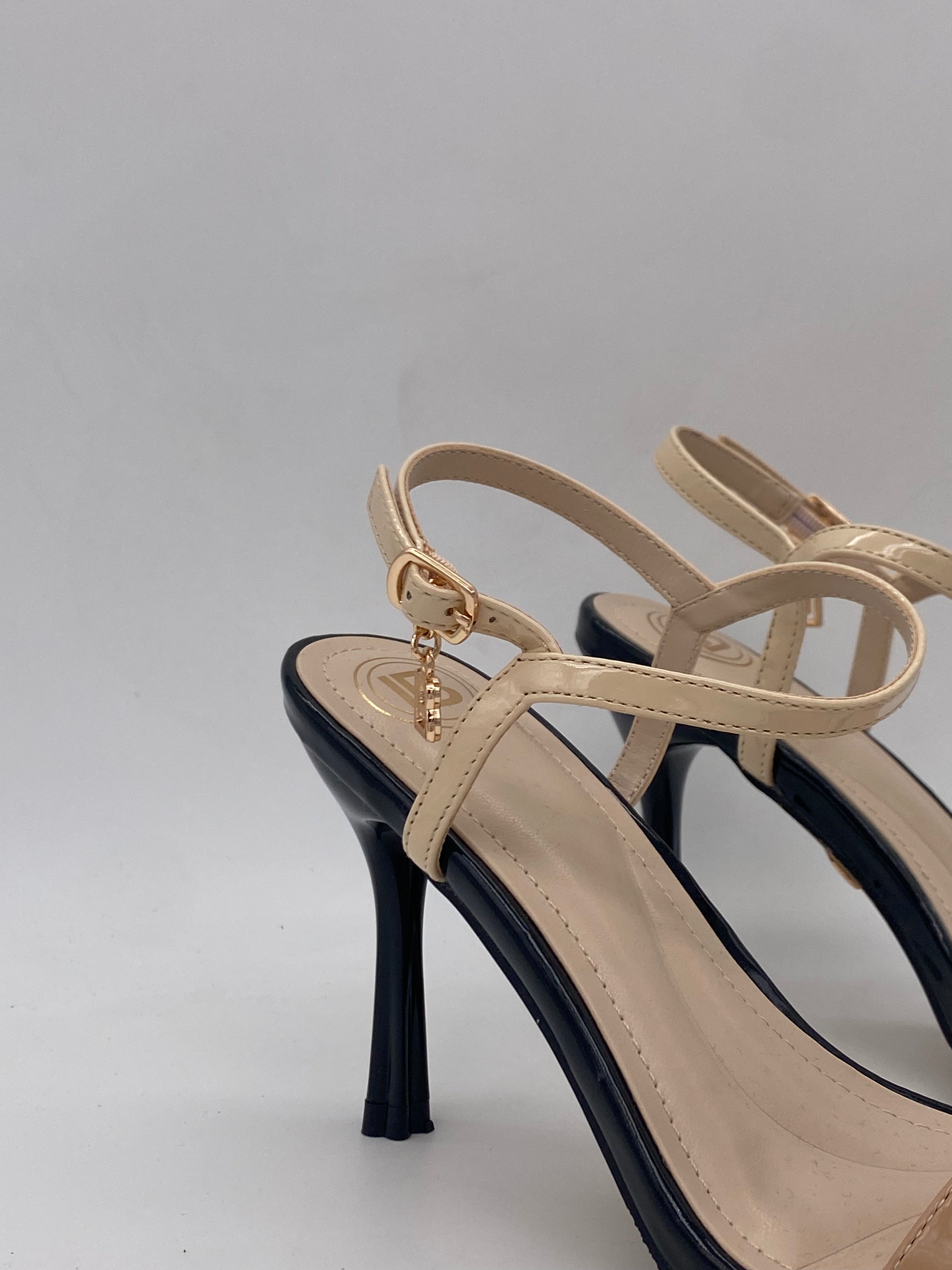 LAURA BIAGIOTTI - Sandali con tacco art.8995 Nero/Beige - Donna