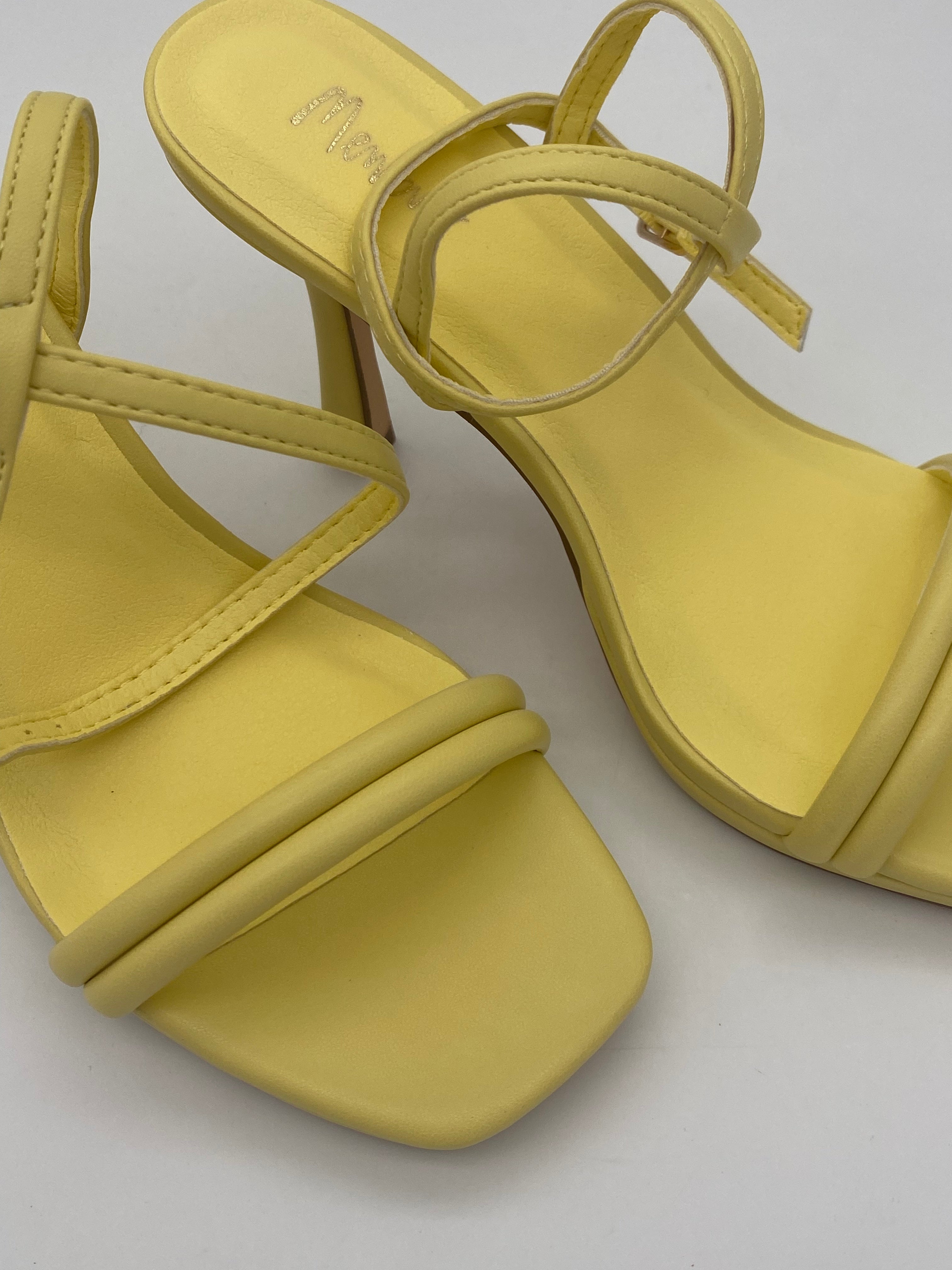 MENBUR - Sandalo con Tacco Pastello - Donna