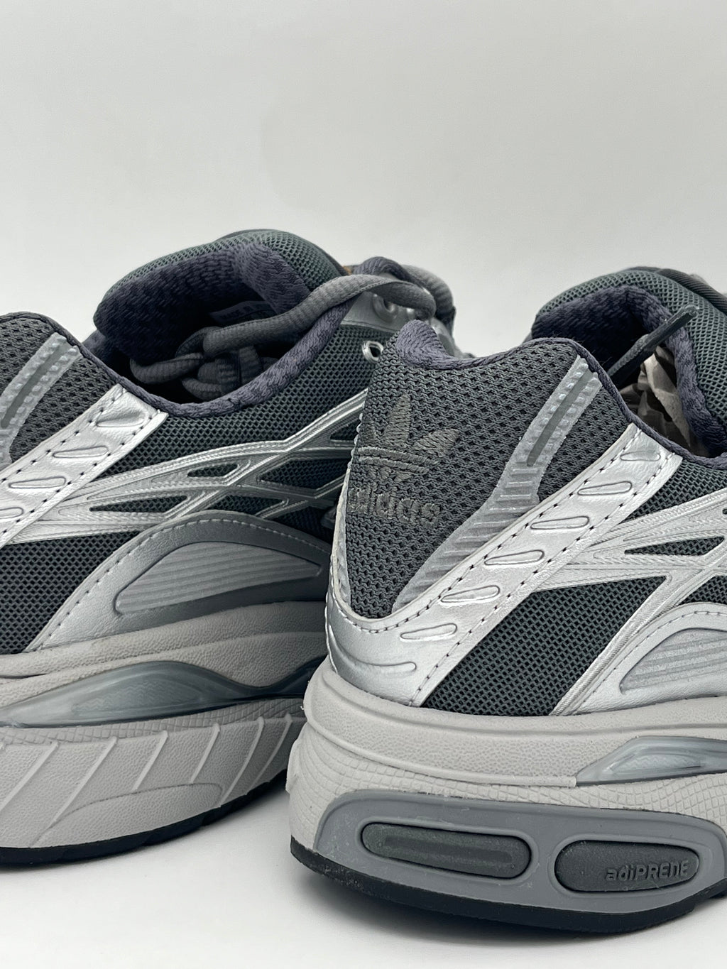 ADIDAS - ADISTAR CUSHION - IG6927