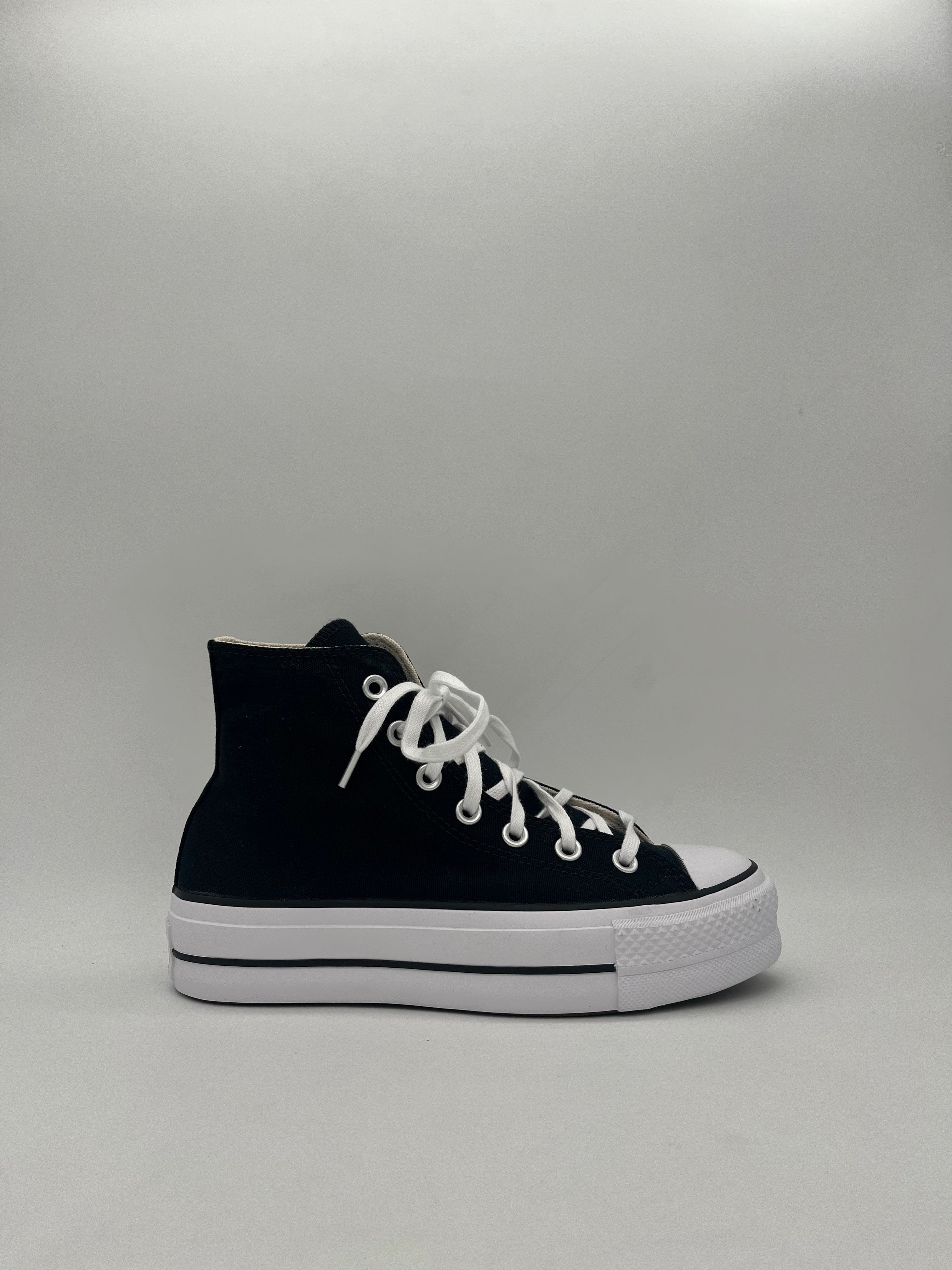 Converse - Chuck Taylor All Star Platform Unisex