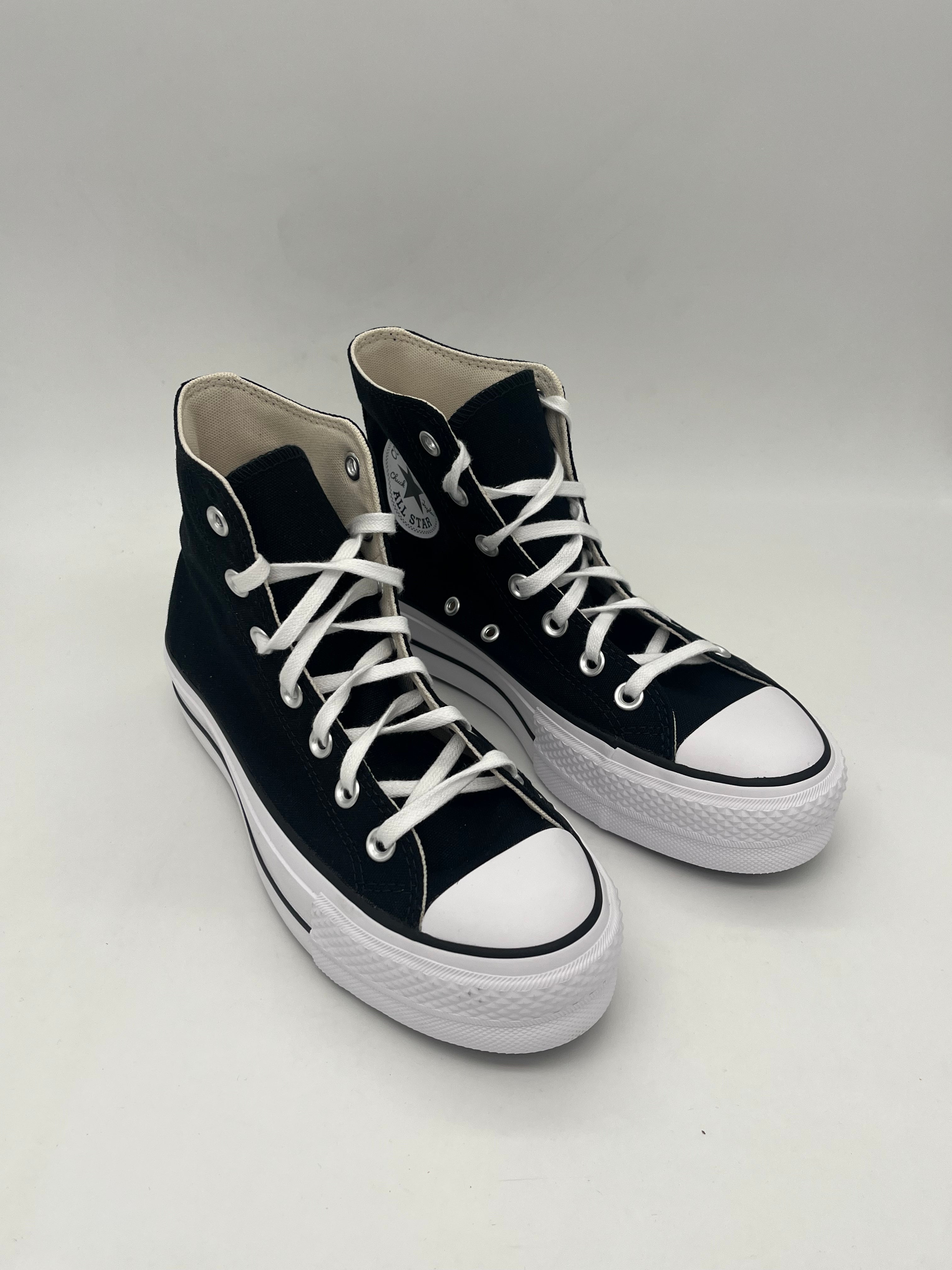 Converse - Chuck Taylor All Star Platform Unisex
