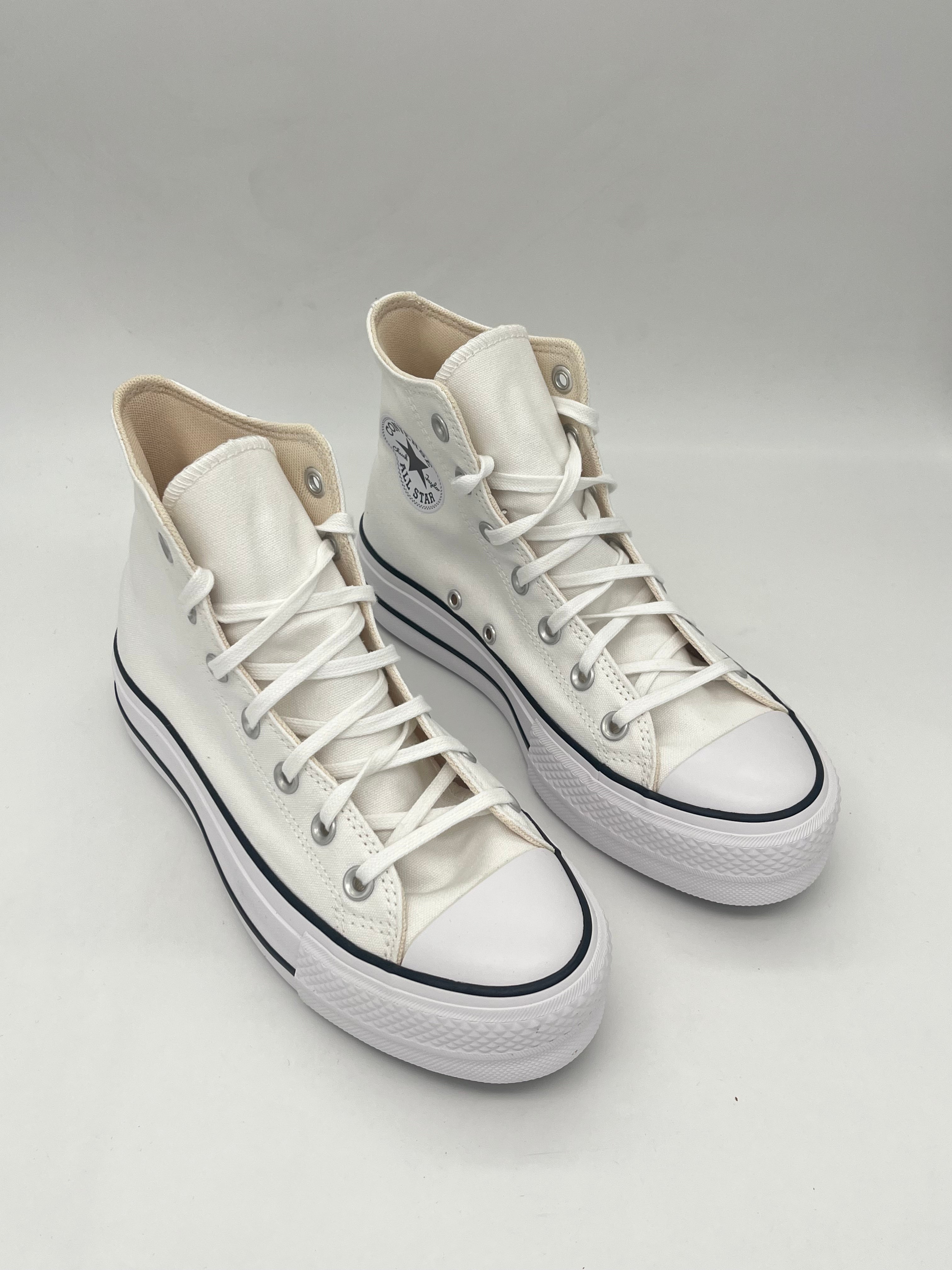 Converse - Chuck Taylor All Star Platform Unisex
