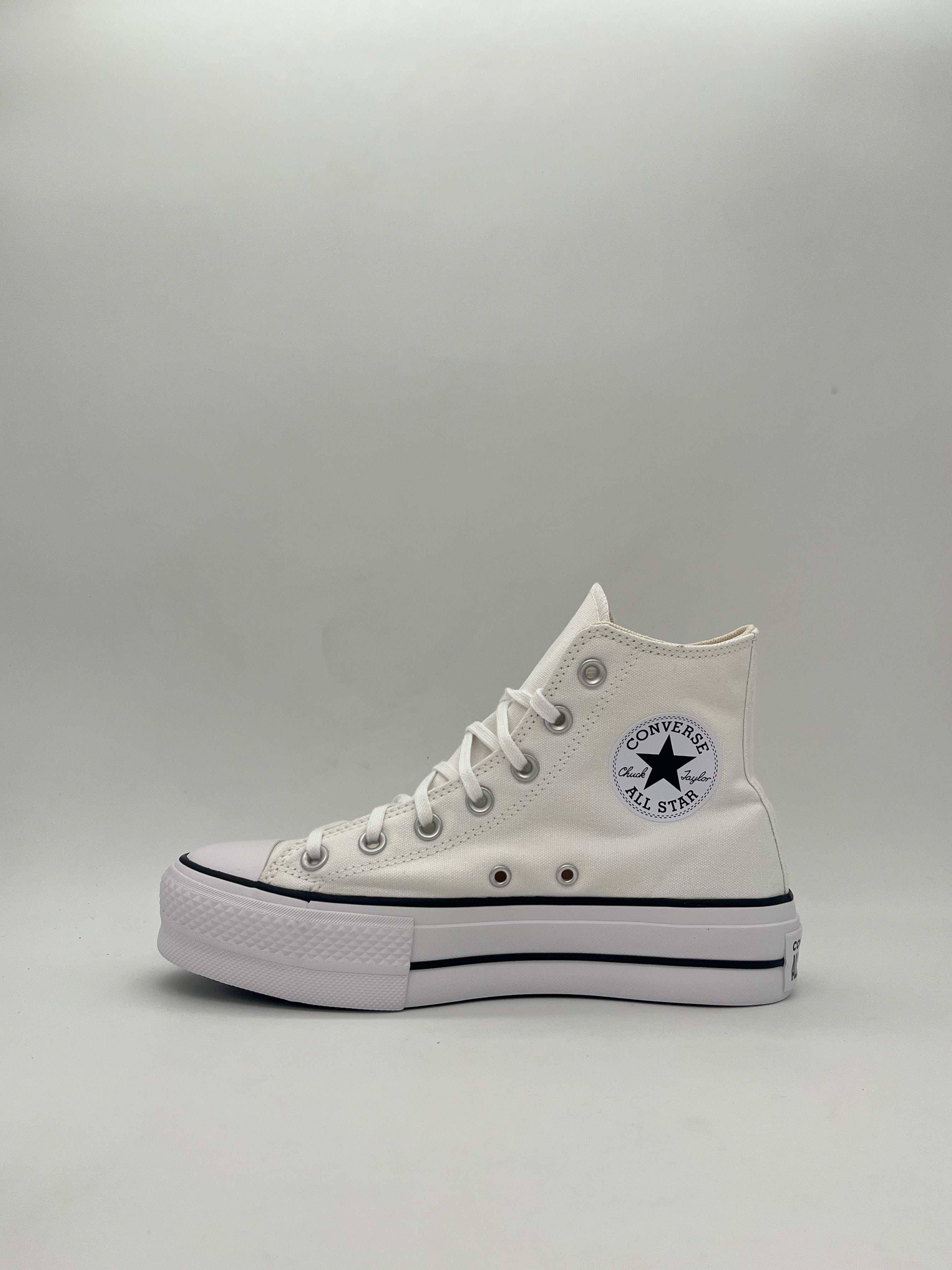 Converse - Chuck Taylor All Star Platform Unisex