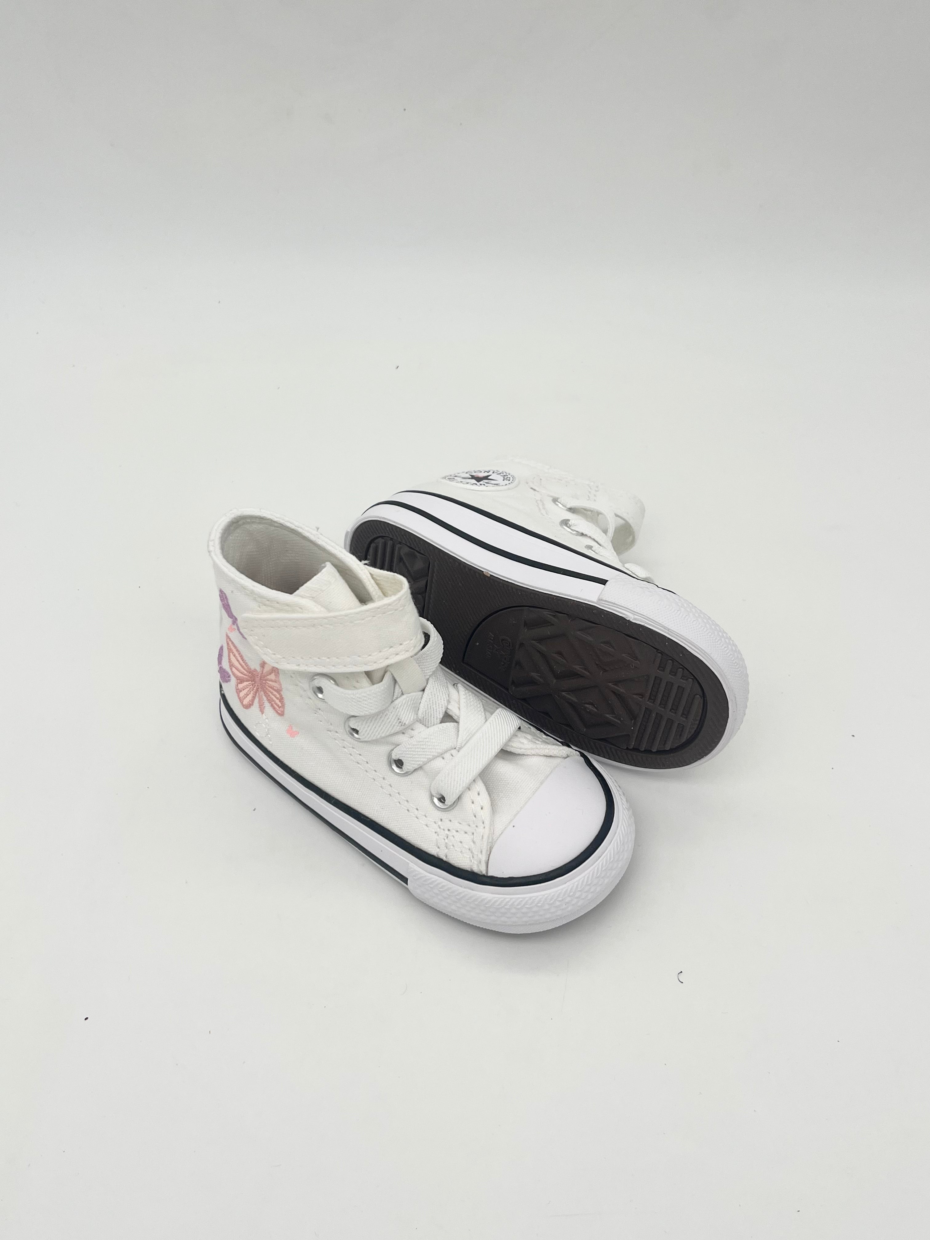 CONVERSE - Chuk Taylor All Star Butterflies