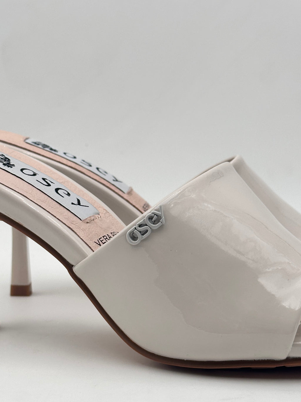 OSEY - Sandalo Fascia effetto Vernice