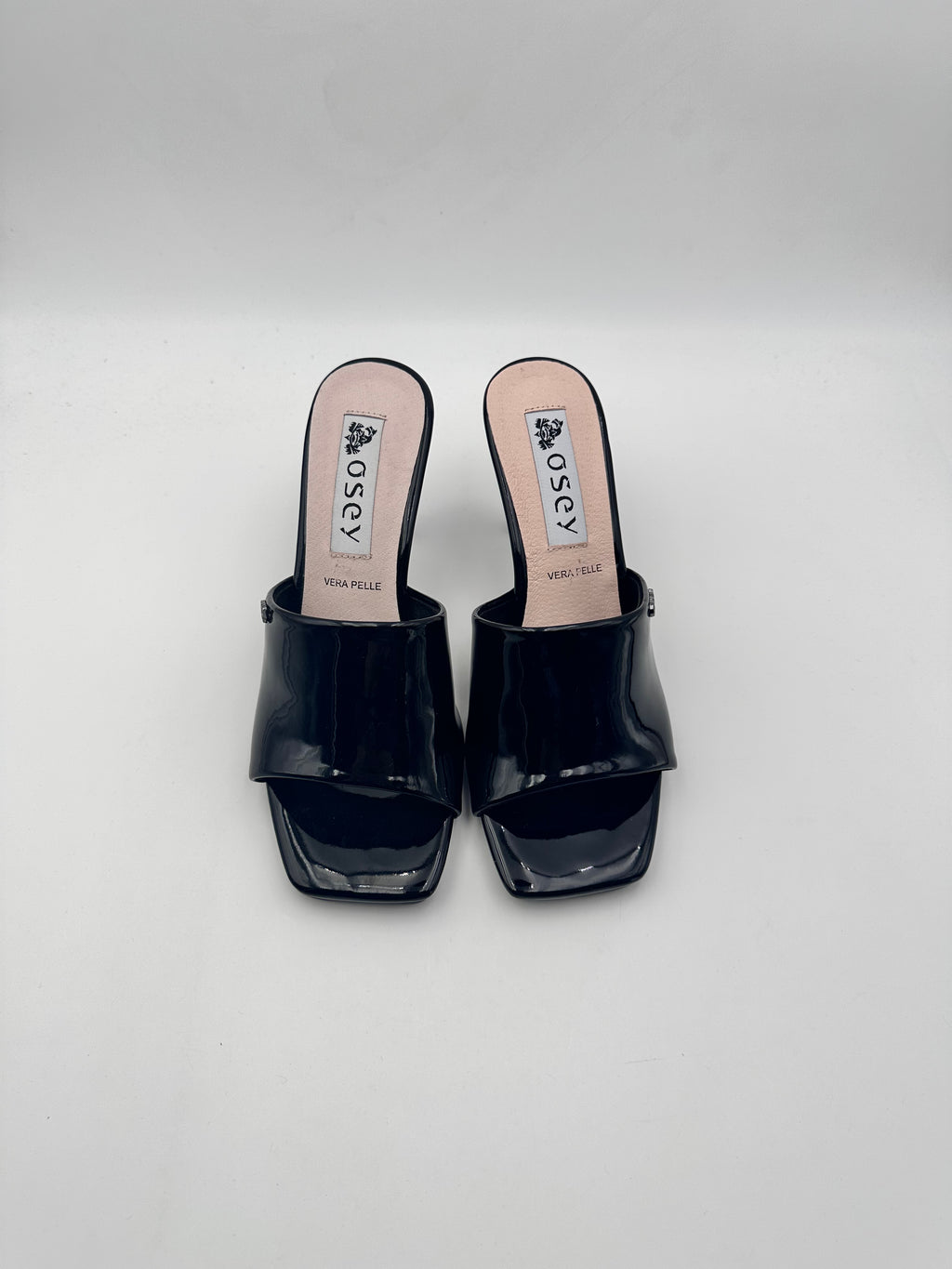 OSEY - Sandalo Fascia effetto Vernice