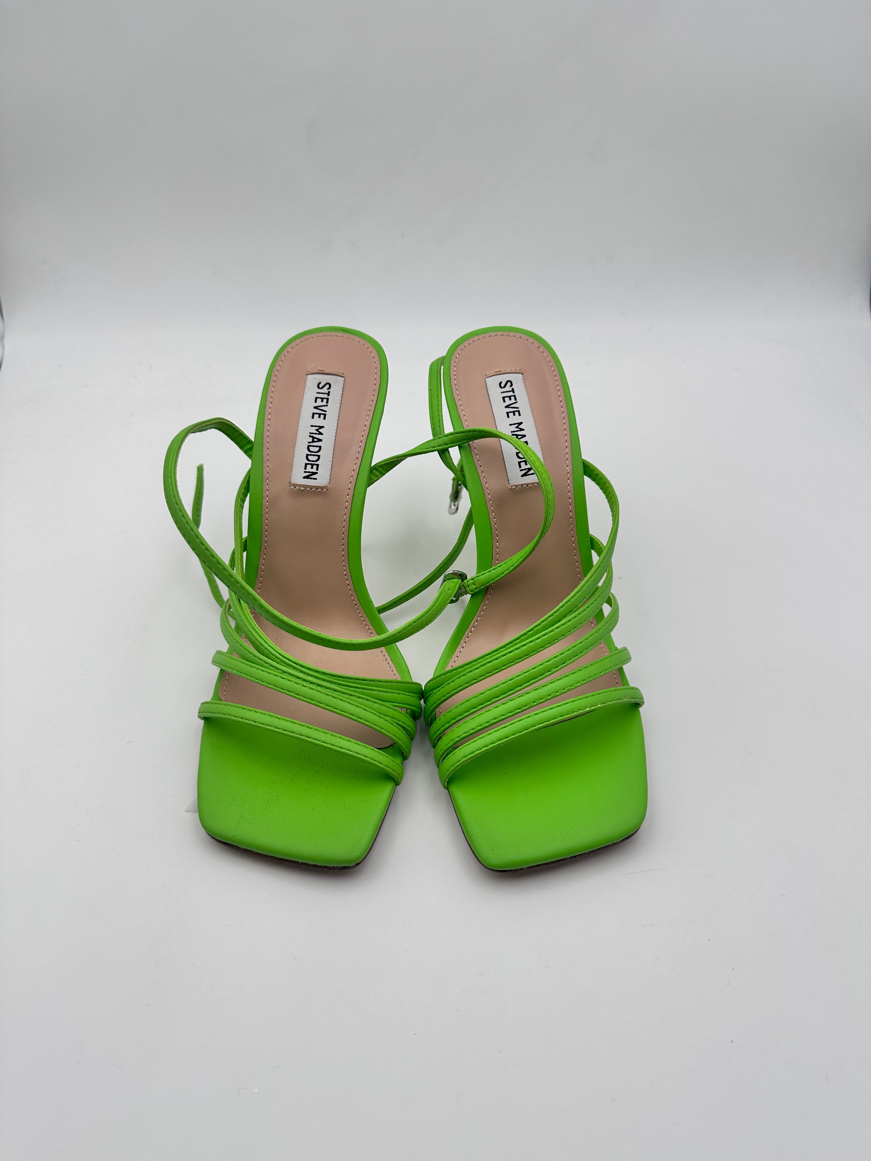 Steve Madden - ALL IN GRAN APPLE