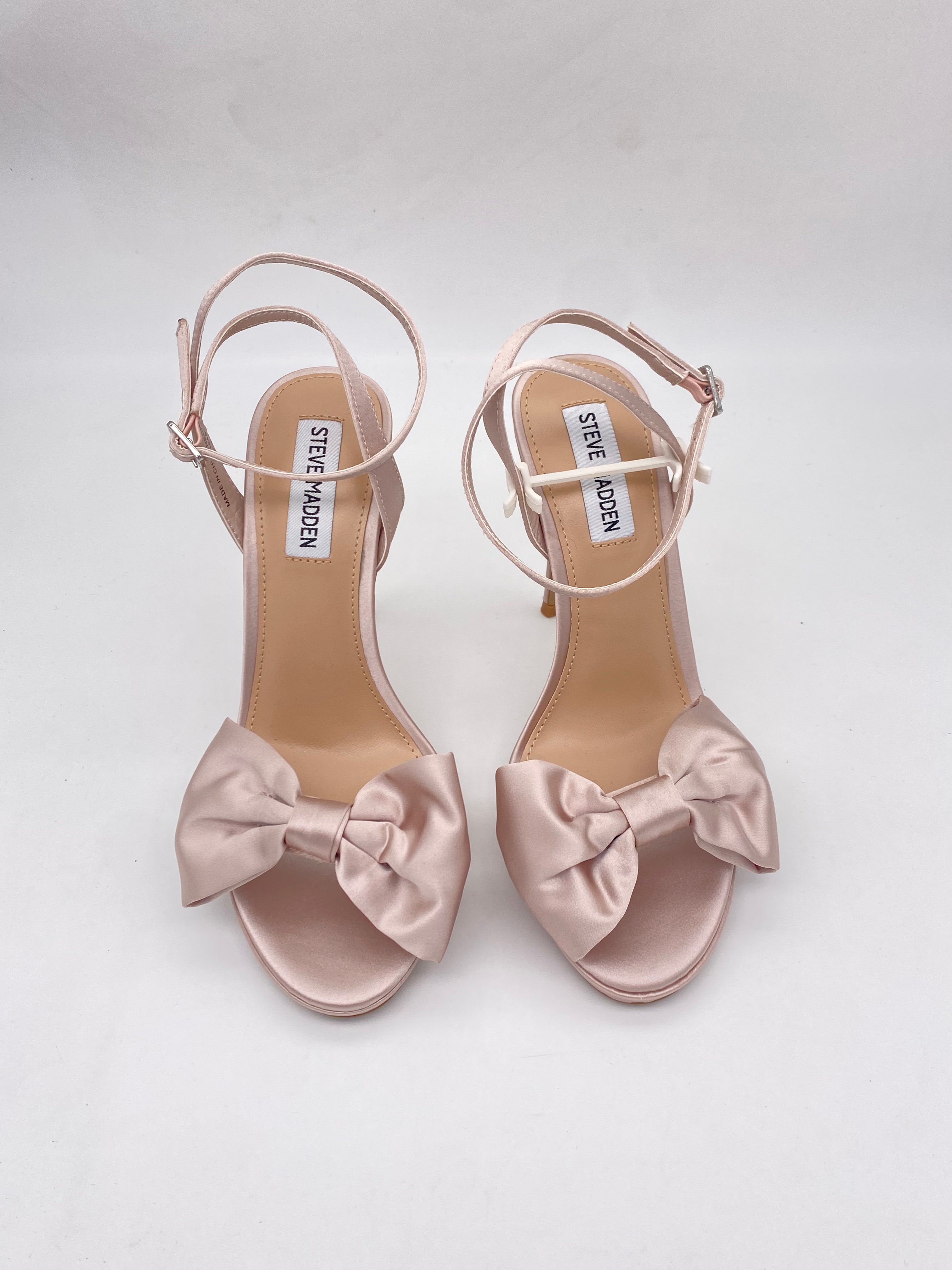Steve Madden - WYNNIE CHAMP SATN