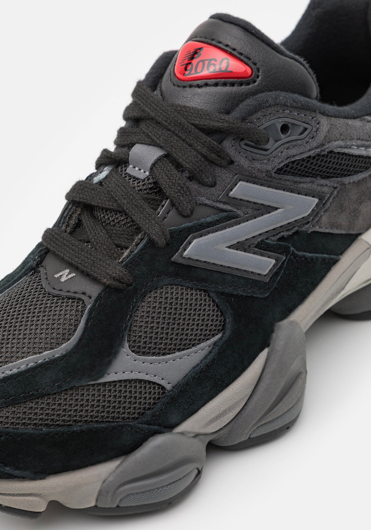 NEW BALANCE Black