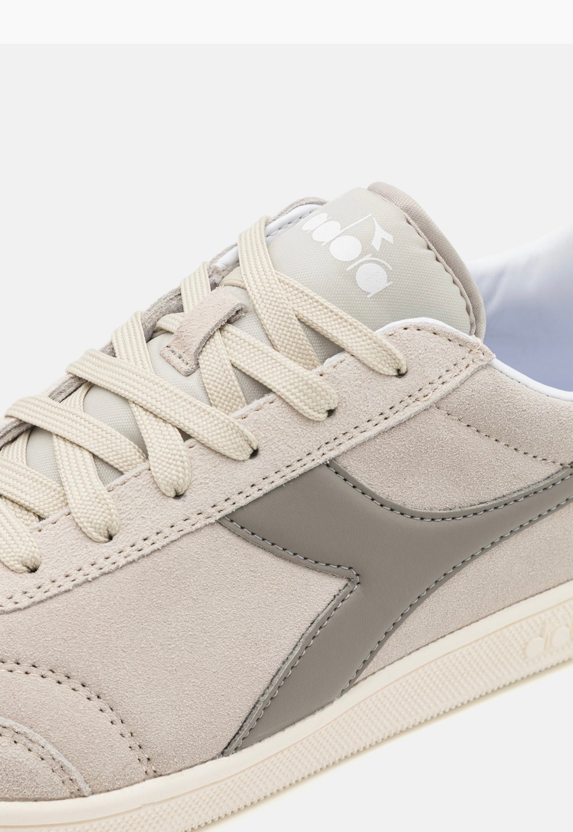 DIADORA - KICK