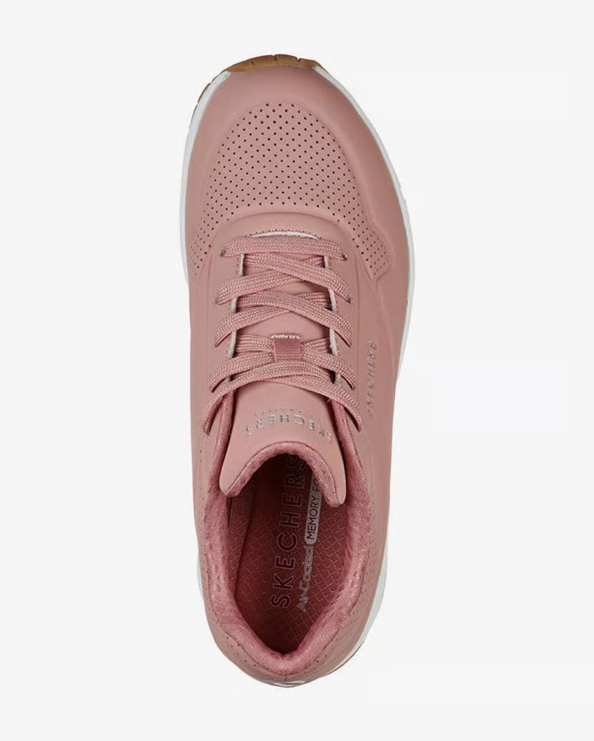 SKECHERS -STAND ON AIR