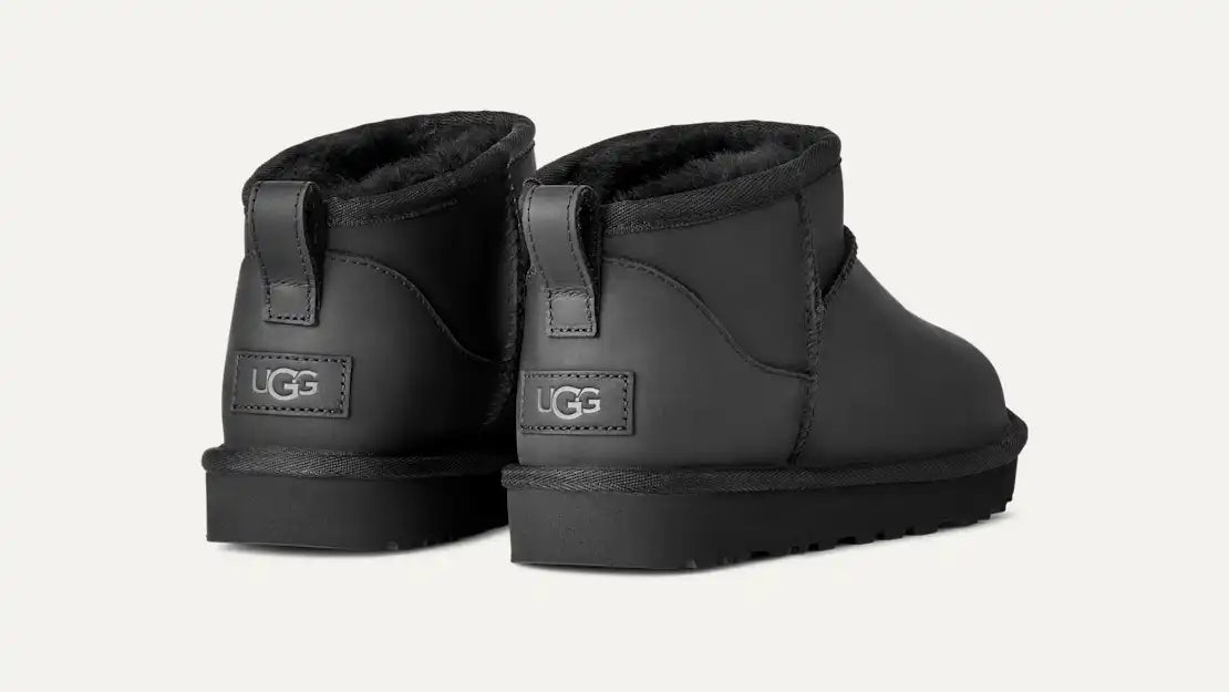 UGG - W CLASSIC ULTRA MINI LTHR