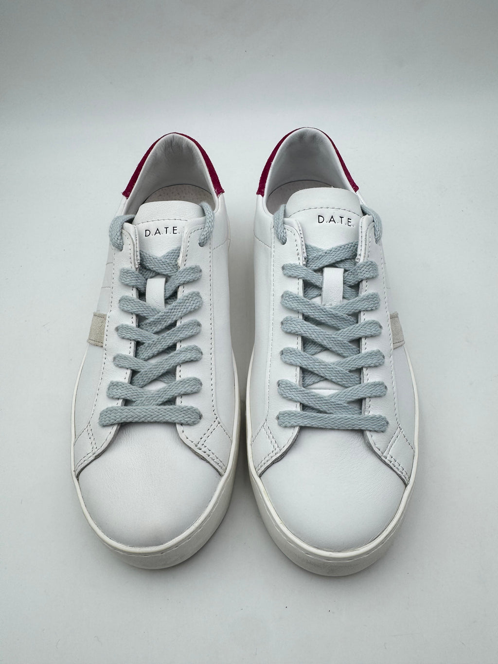 D.A.T.E. HILL LOW CALF WHITE/FUXIA
