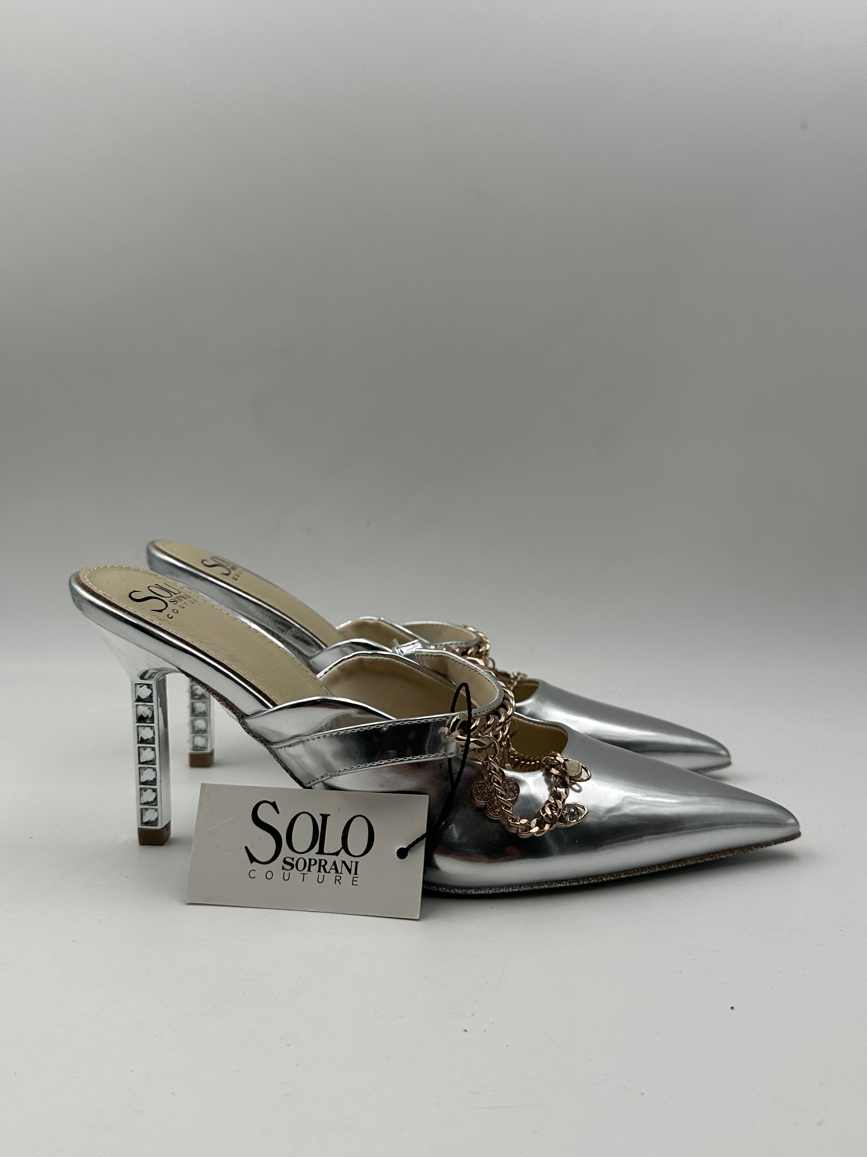 SOLO SOPRANI CONTURE - Dècolltè Mules con catena gioiello - JILL METAL PU