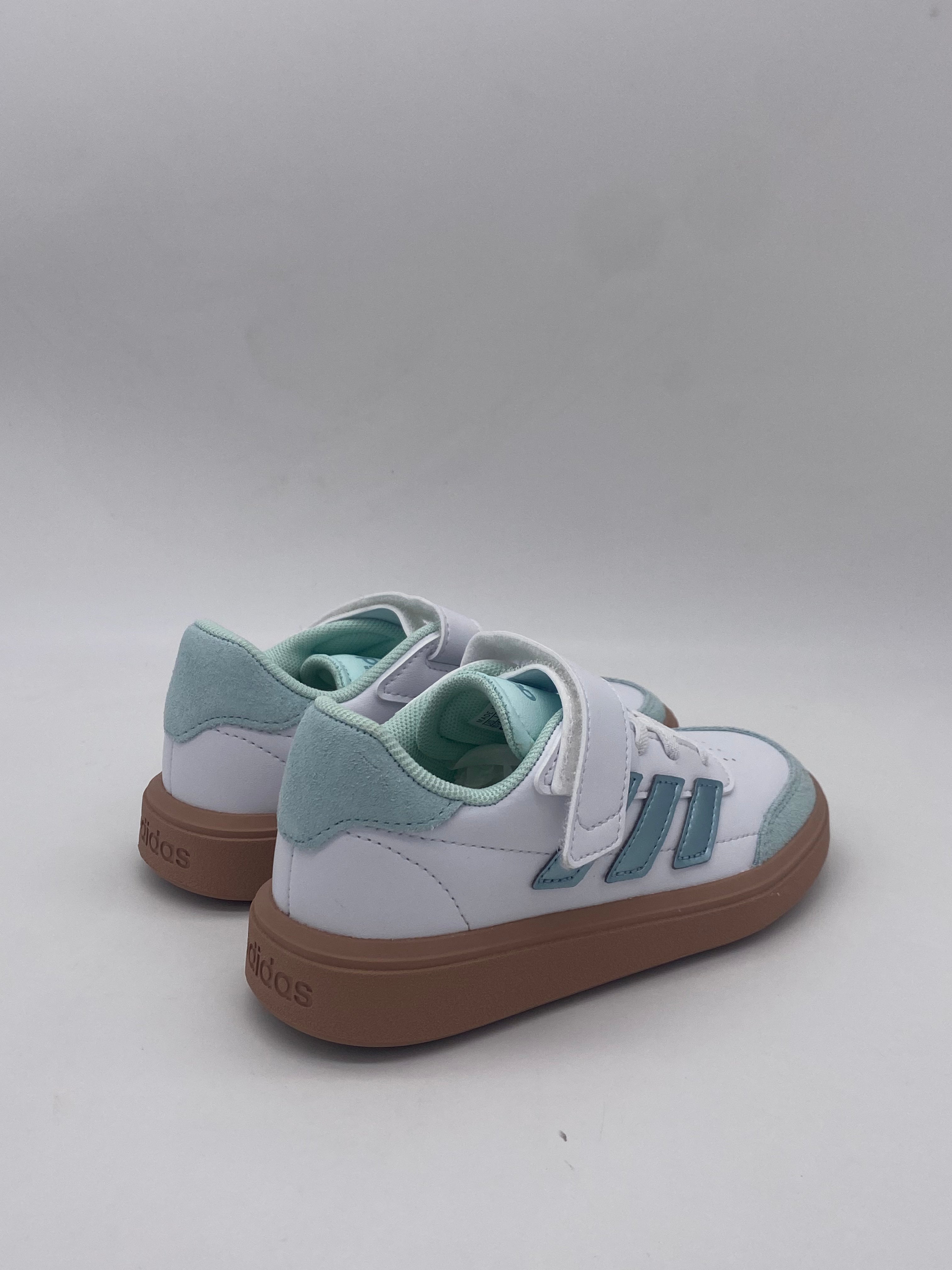 ADIDAS - COURTBLOCK - BAM