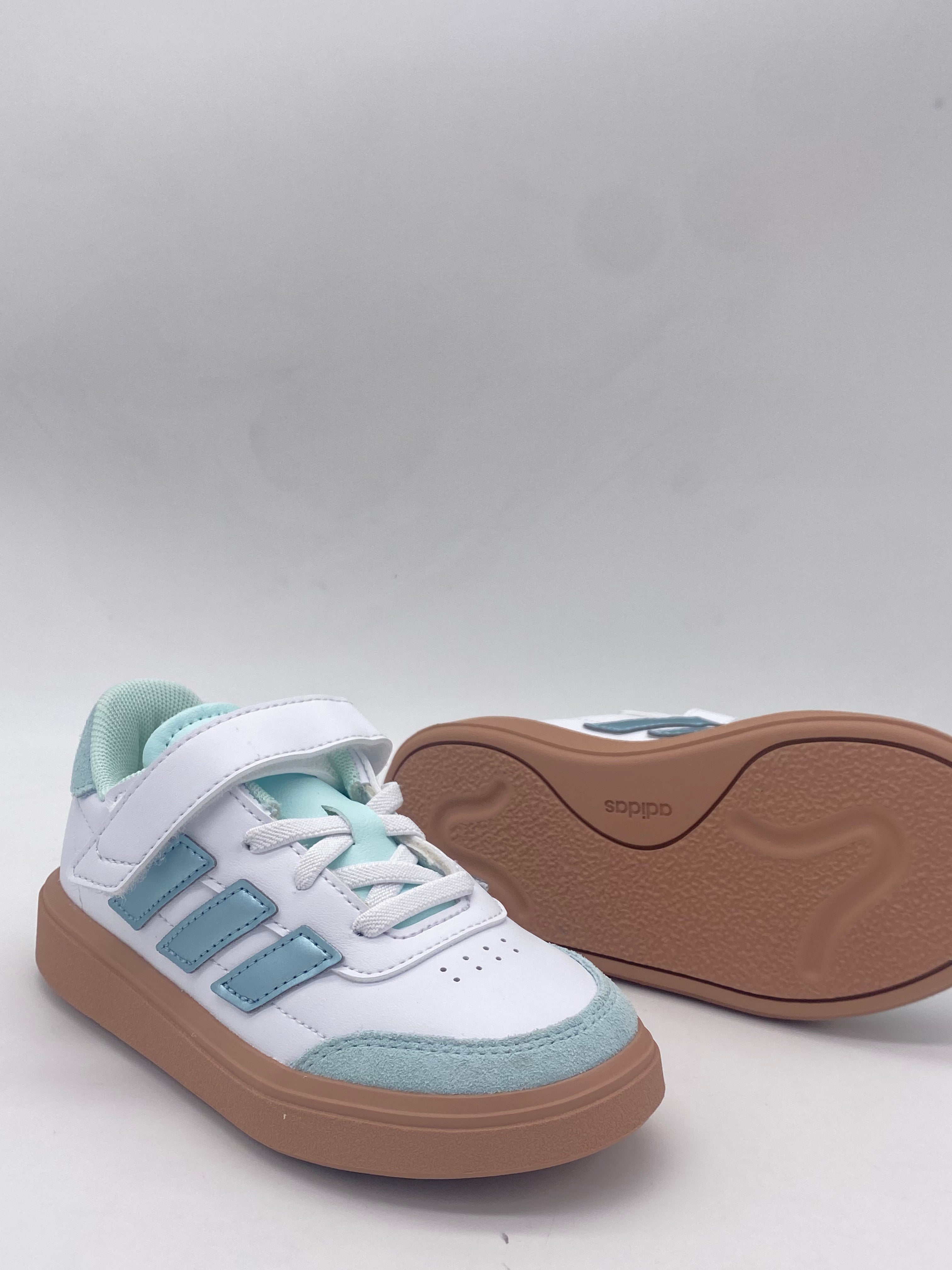 ADIDAS - COURTBLOCK - BAM