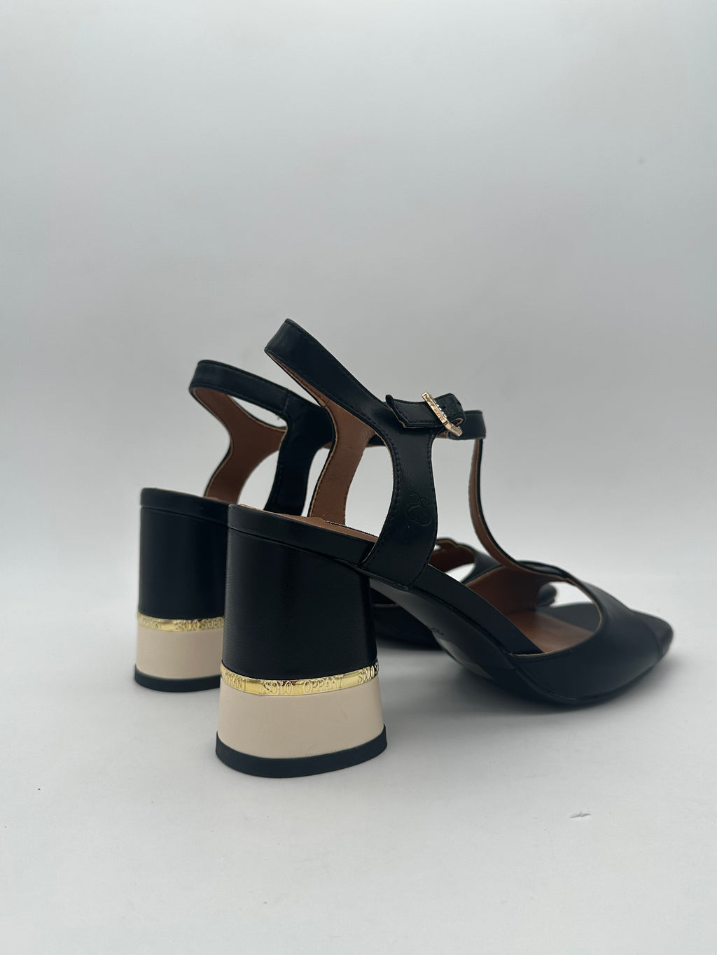 SOLO SOPRANI - Sandali Nero/Bianco - Donna