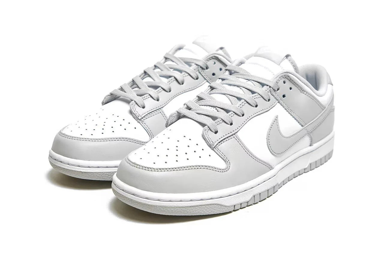 NIKE - DUNK LOW RETRO