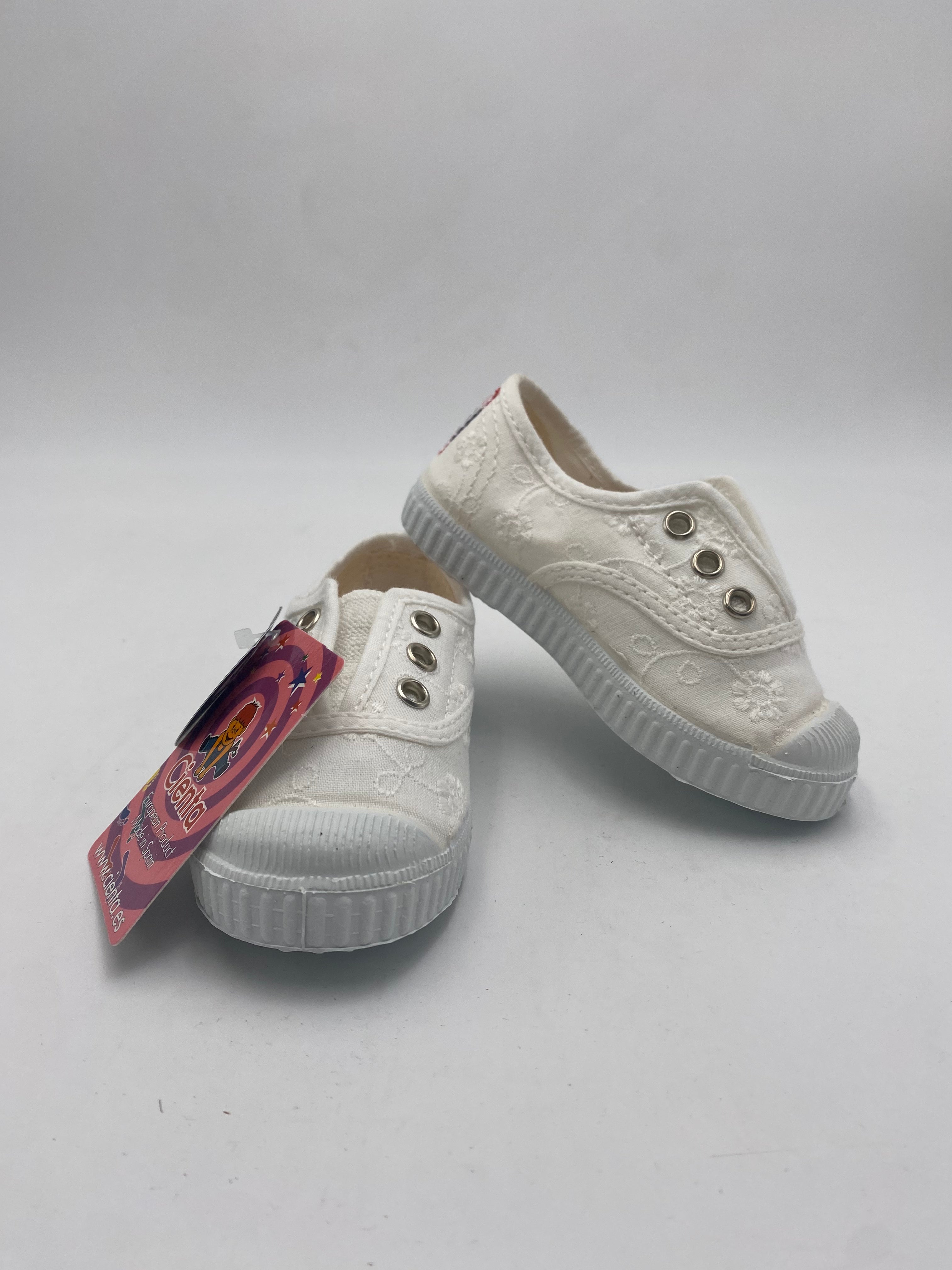 CIENTA  - Sneakers con Ricamo Floreale in tela