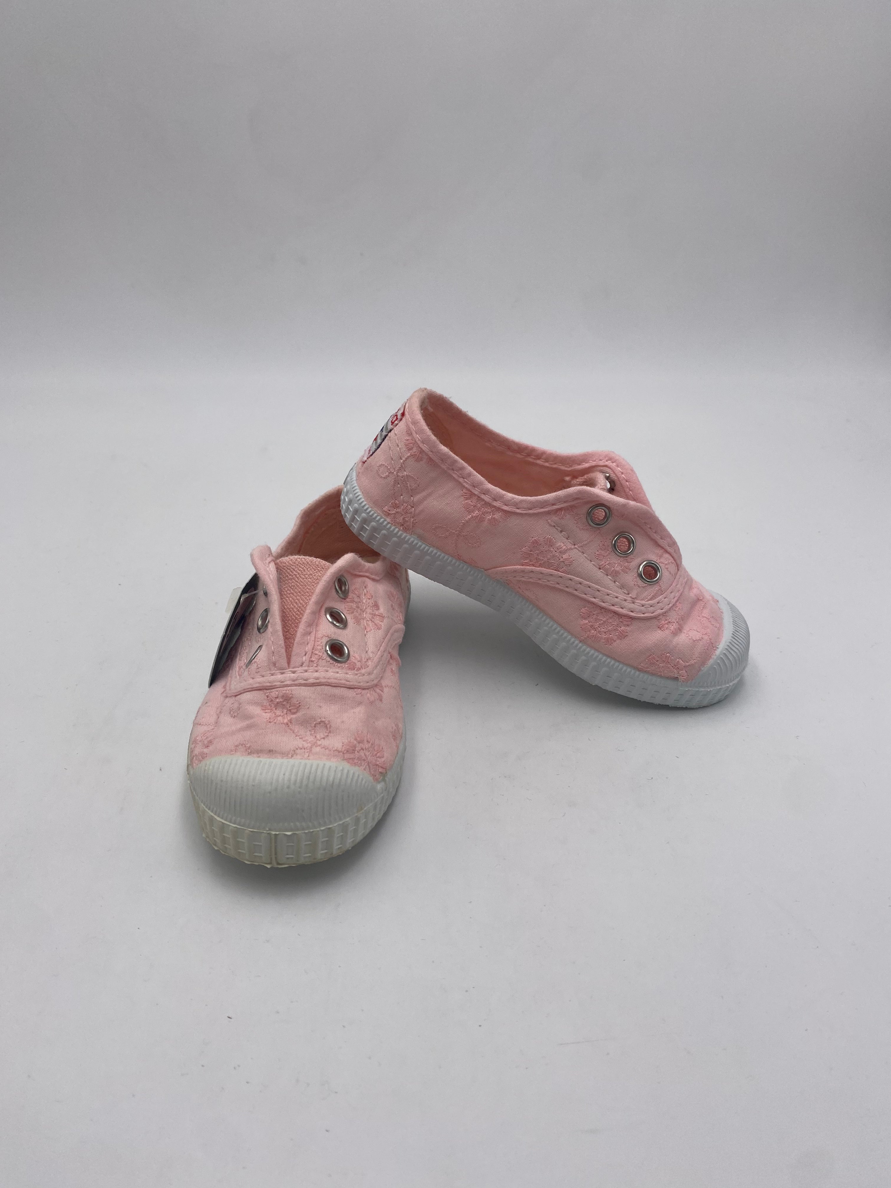 CIENTA  - Sneakers con Ricamo Floreale in tela