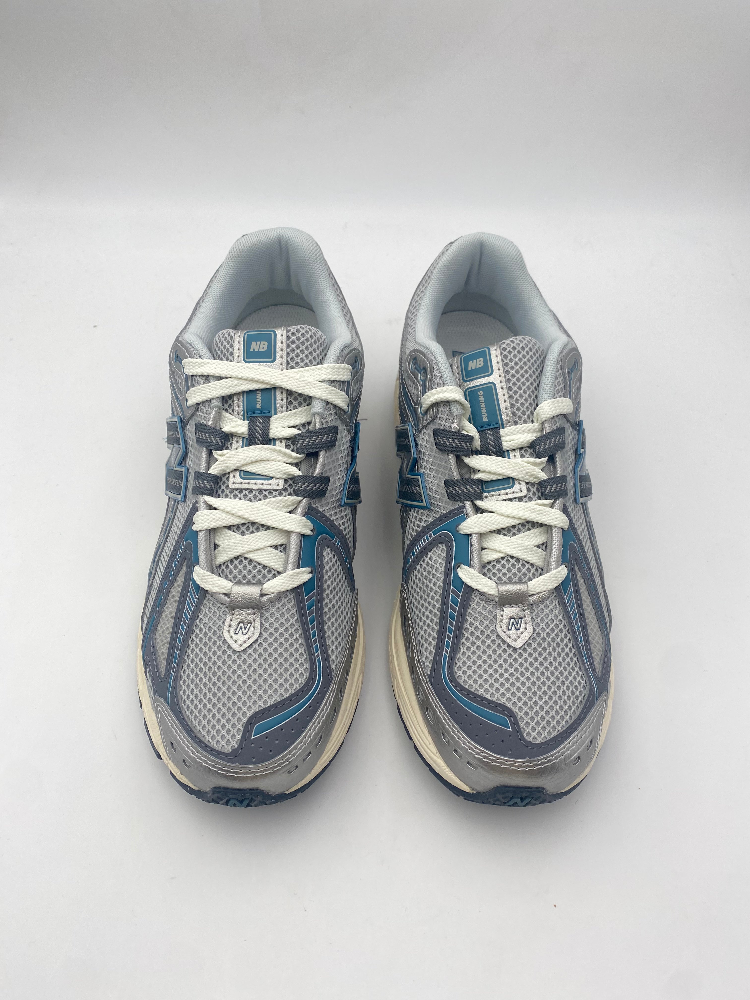 New Balance 1906R