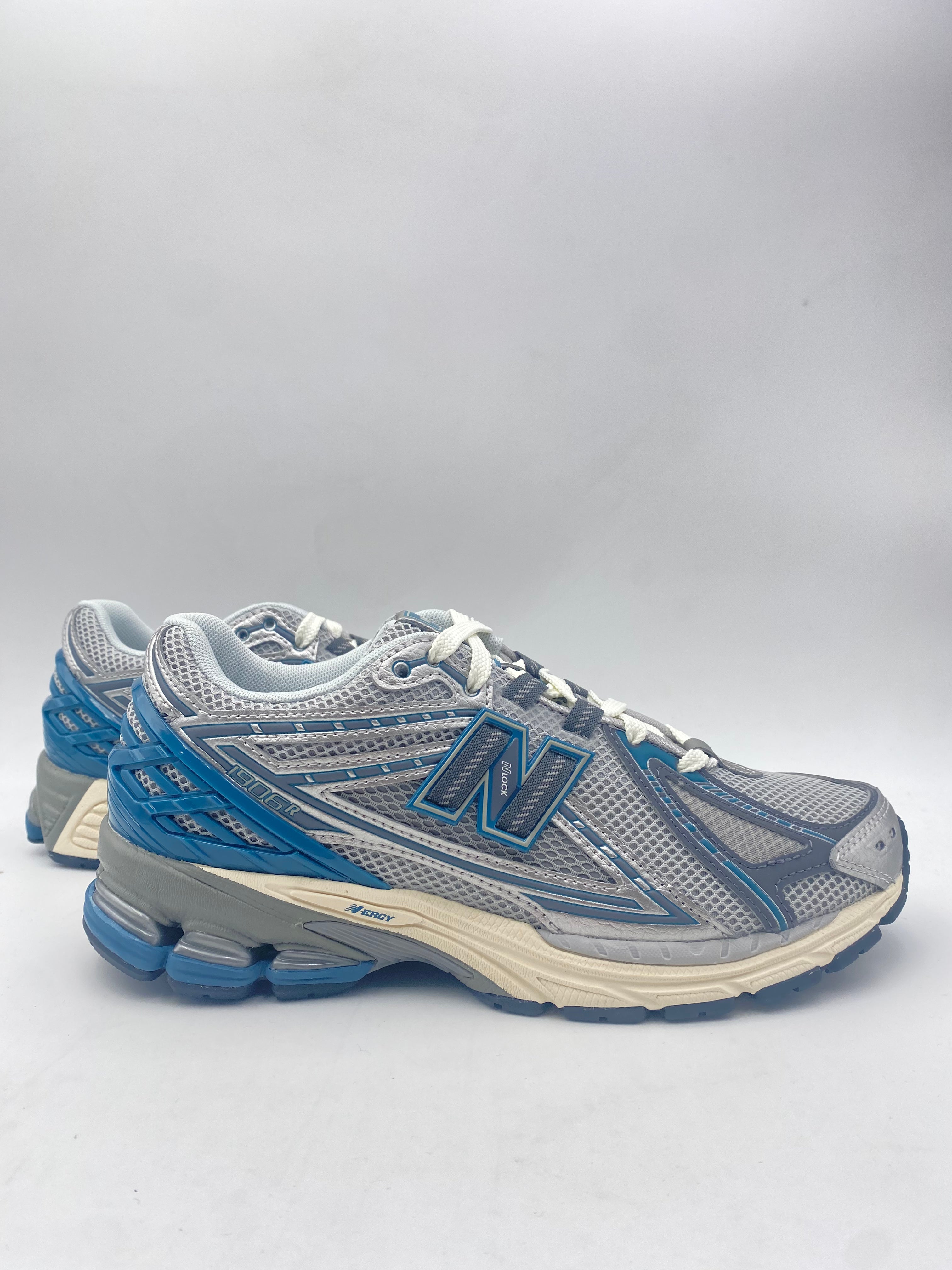 New Balance 1906R
