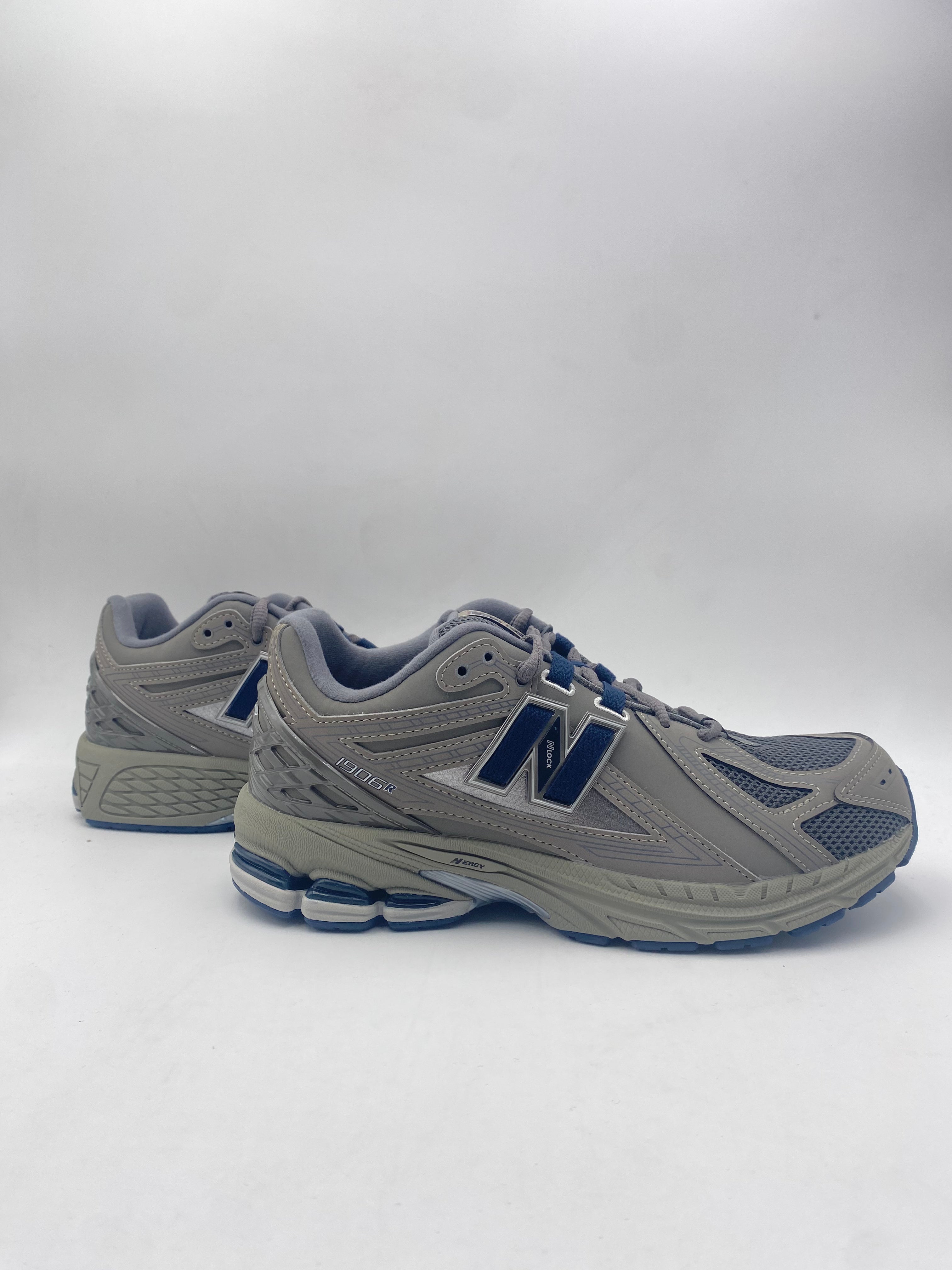 New Balance 1906R