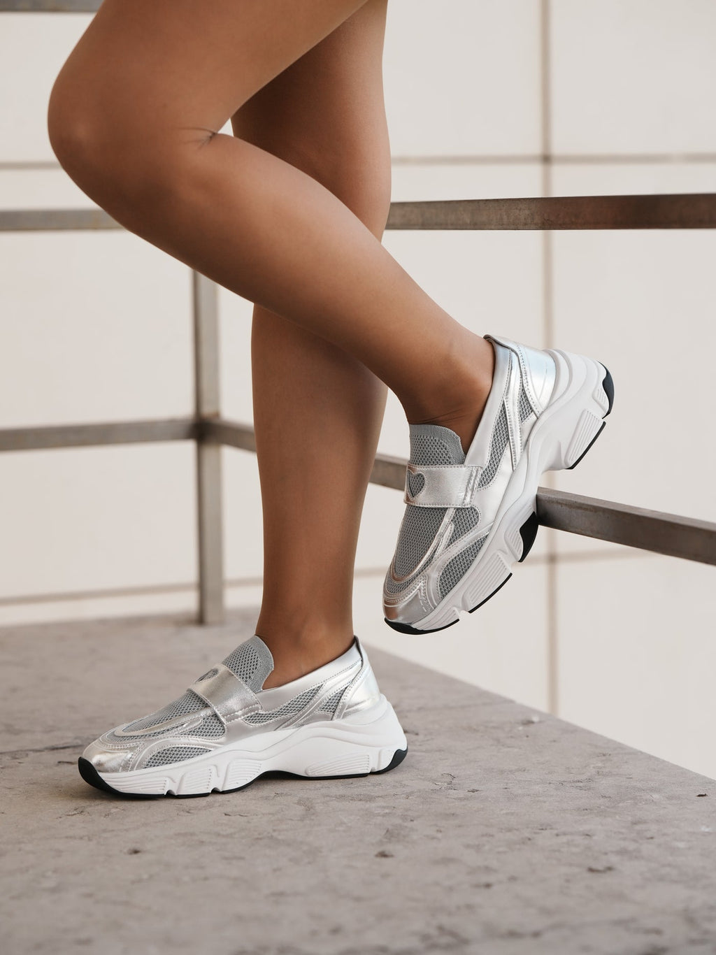 LOVE MOSCHINO - SILVER LOW | DONNA