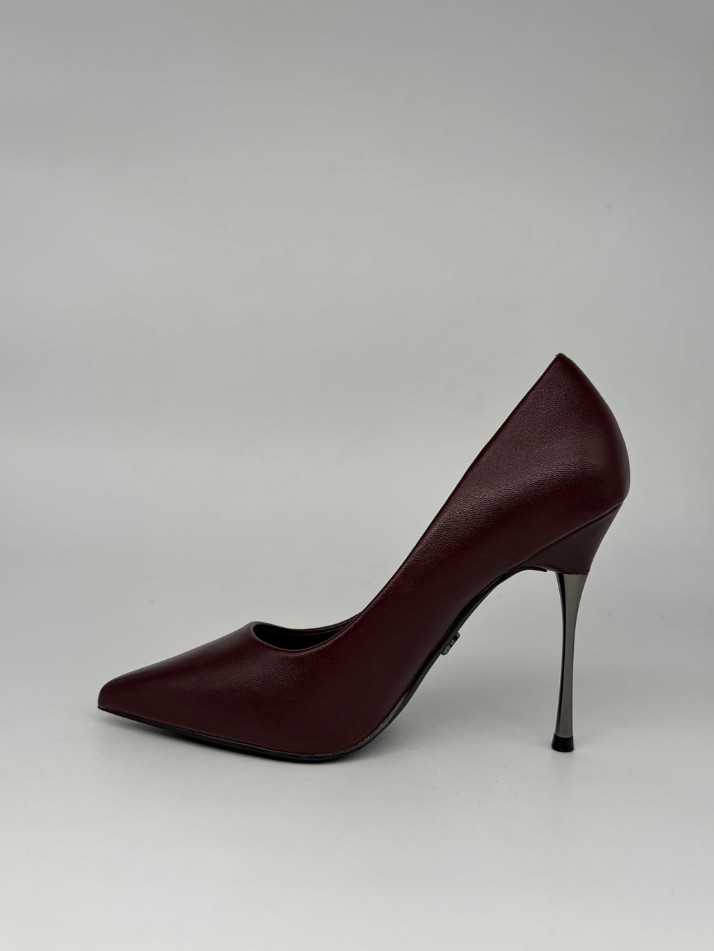 Gold & Gold - Tacco a stiletto effetto scultura Nero/Rosso
