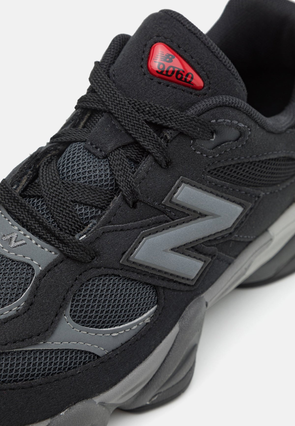 NEW BALANCE 9060 - Bambino