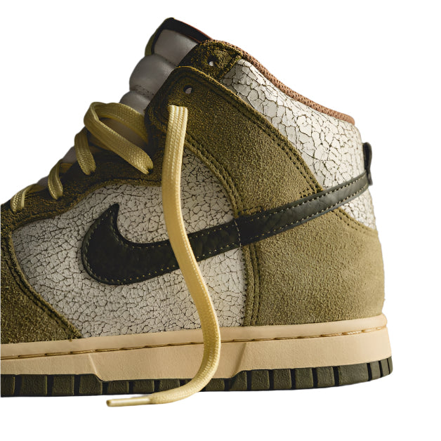 NIKE - DUNK HI RETRO RE - RAW
